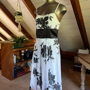 Size 8 - VENUS White Sun Dress with Black Floral Pattern